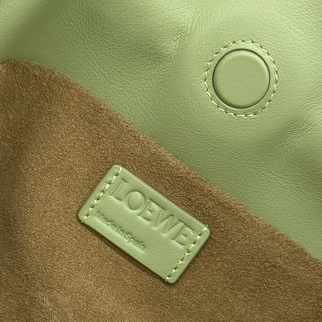 Sleek Loewe Flamenco Bags 67225