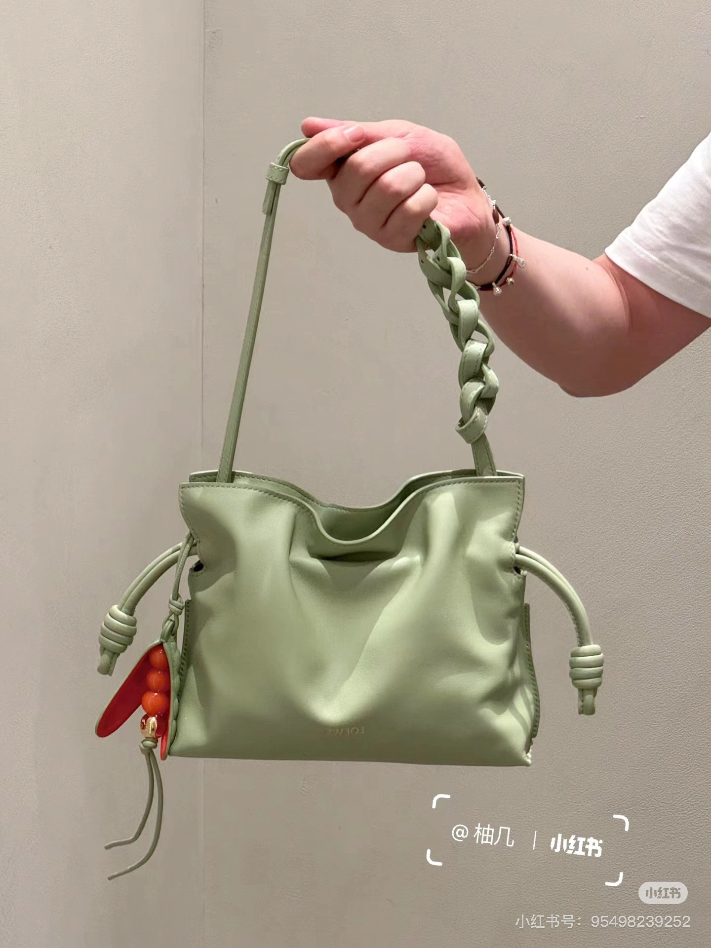 Sleek Loewe Flamenco Bags 67225