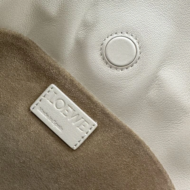 Loewe Flamenco Bags Compact 61656