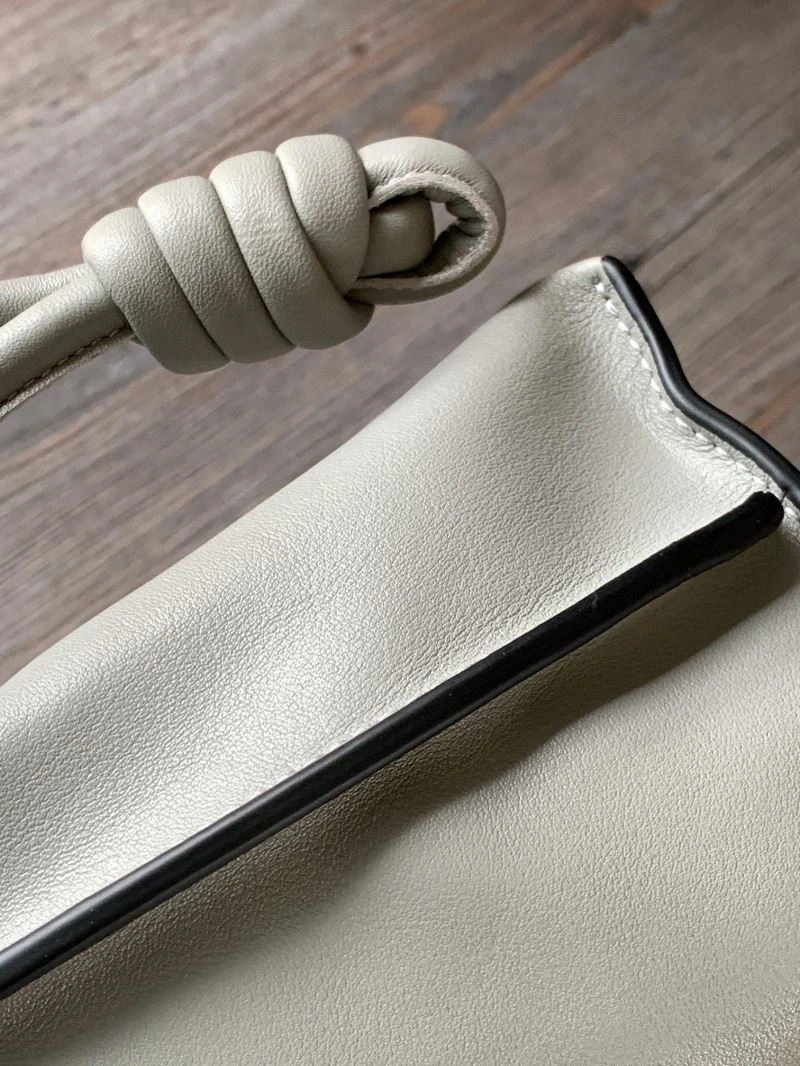 Elegant Loewe Flamenco Bags 77530