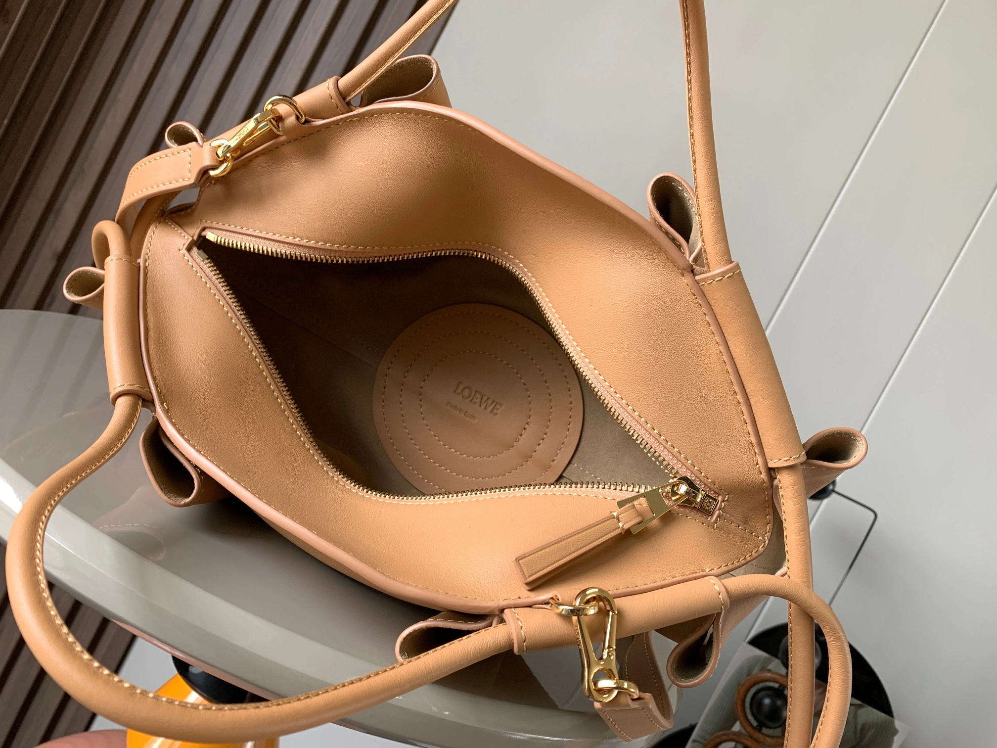 Loewe Flamenco Bags Contemporary 72016