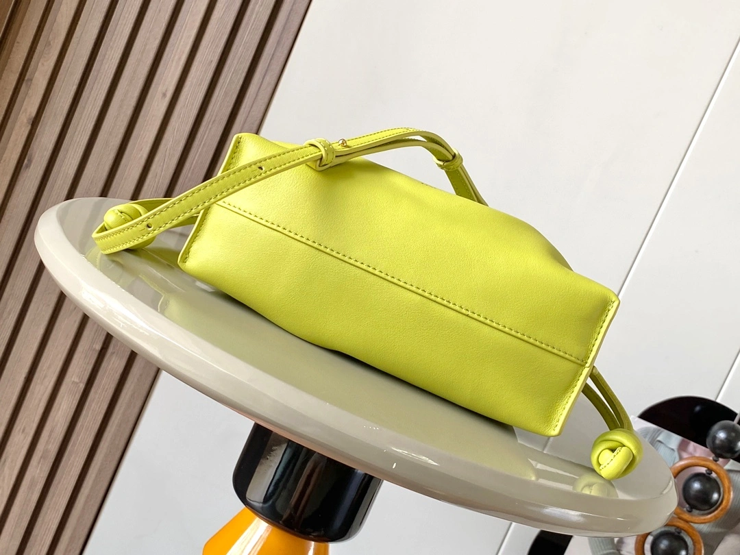 MoistureWicking Loewe Flamenco Bags 71973