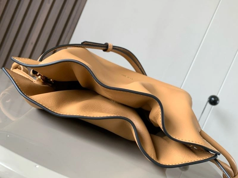Breathable Loewe Flamenco Bags 61268