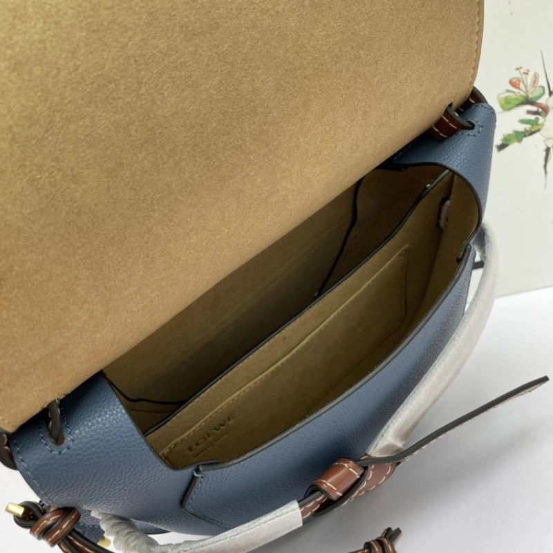Loewe Gate Bags Cozy 83757