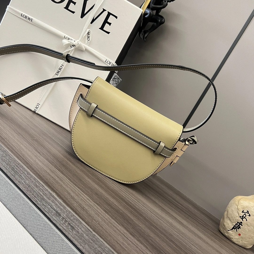 Breathable Loewe Gate Bags 72148