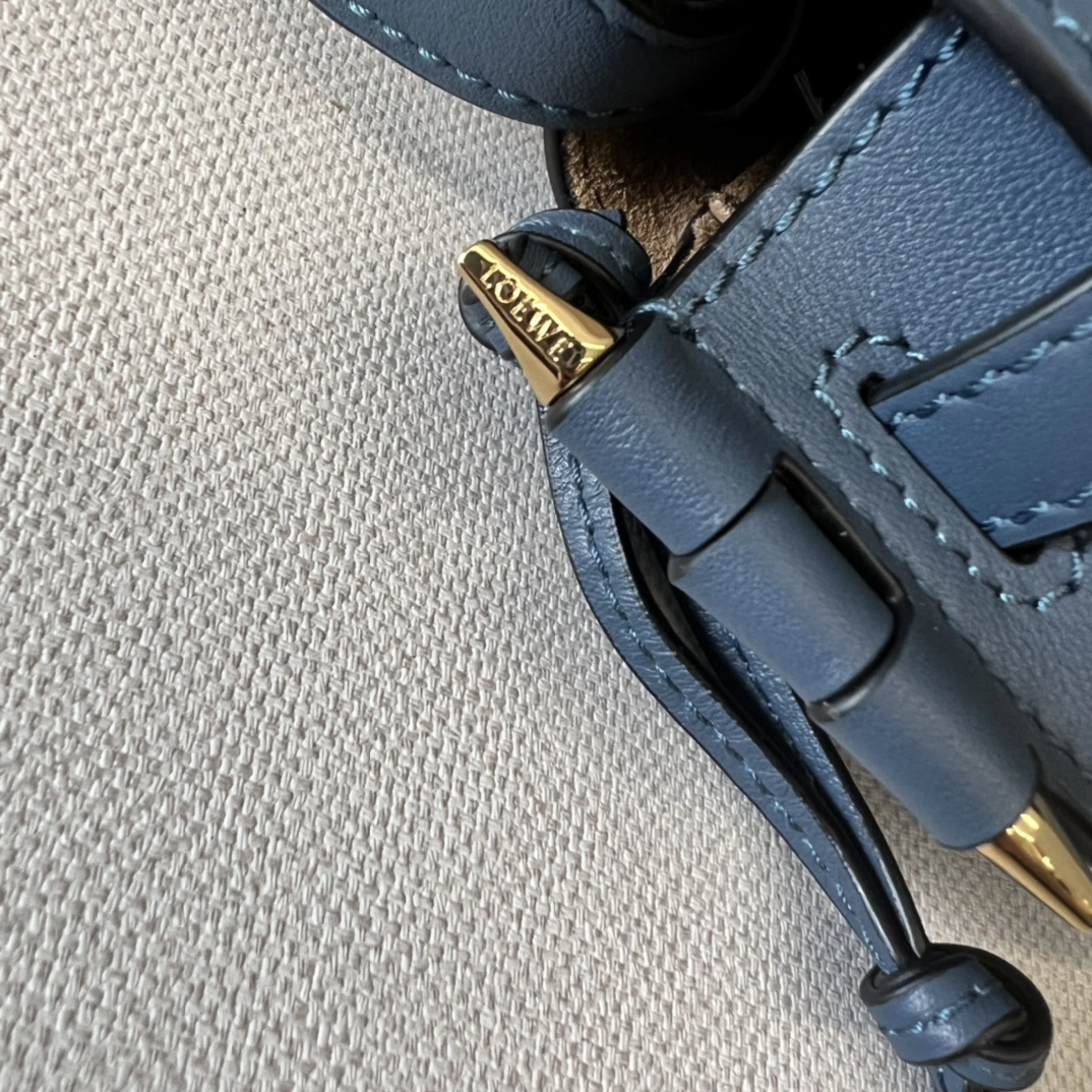 StreetReady Loewe Gate Bags 67217