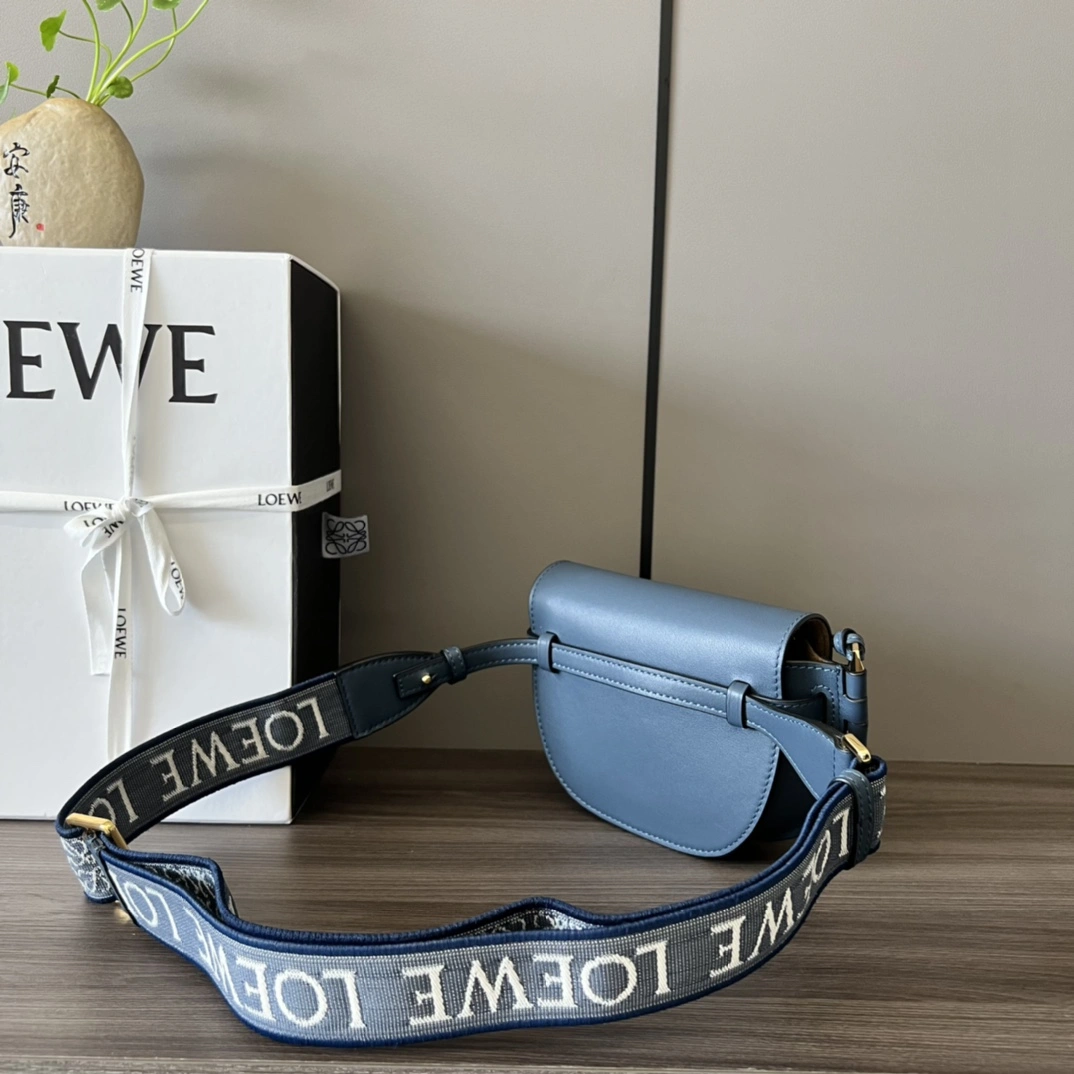 StreetReady Loewe Gate Bags 67217