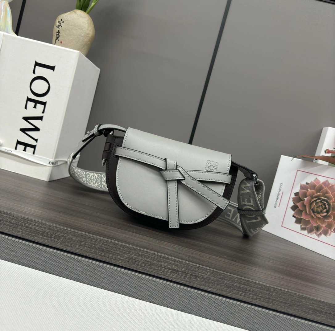 Loewe Gate Bags Attractive 67213