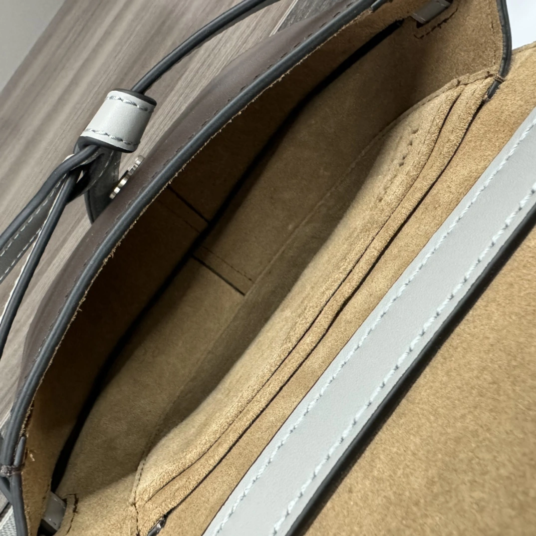 Loewe Gate Bags Attractive 67213