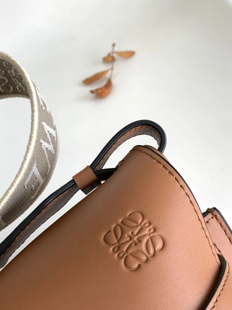 Flexible Loewe Gate Bags 61605