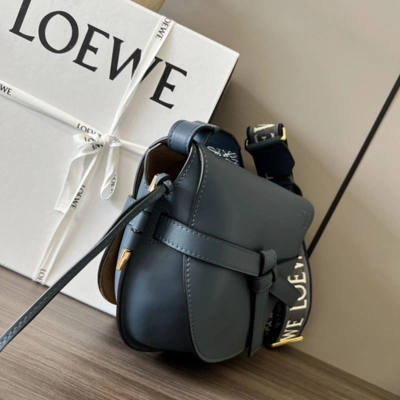 Loewe Gate Bags Classic 61604