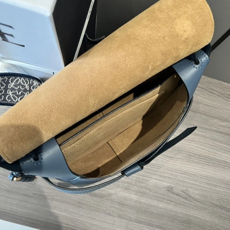 Loewe Gate Bags Classic 61604