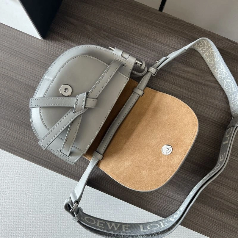 Loewe Gate Bags ZipUp 61676
