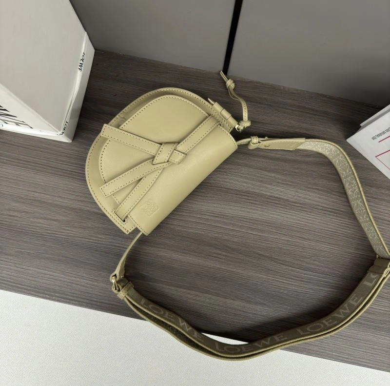 Loewe Gate Bags EasyCare 61598