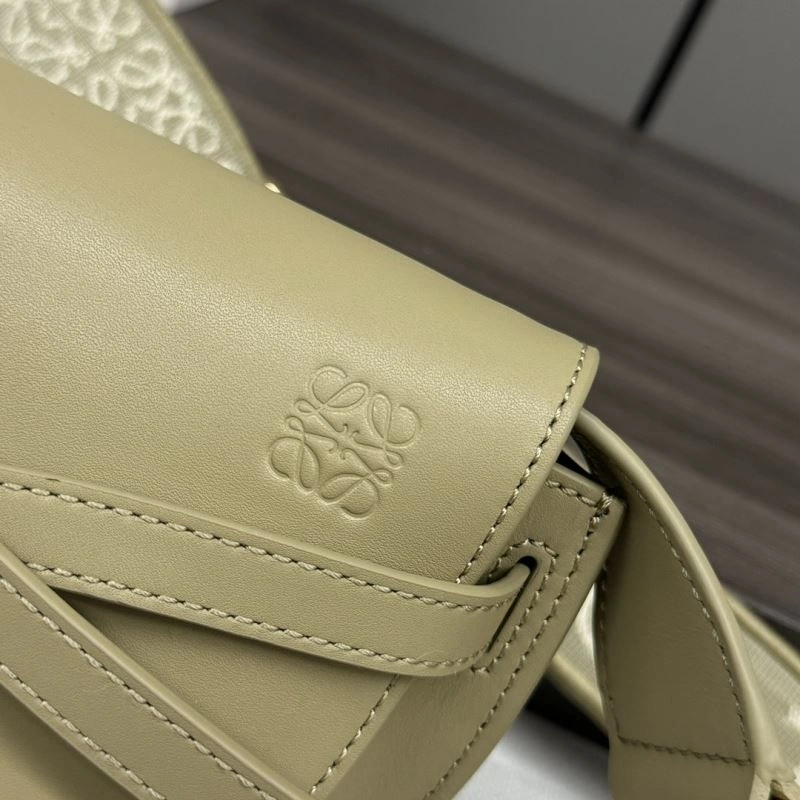 Loewe Gate Bags EasyCare 61598