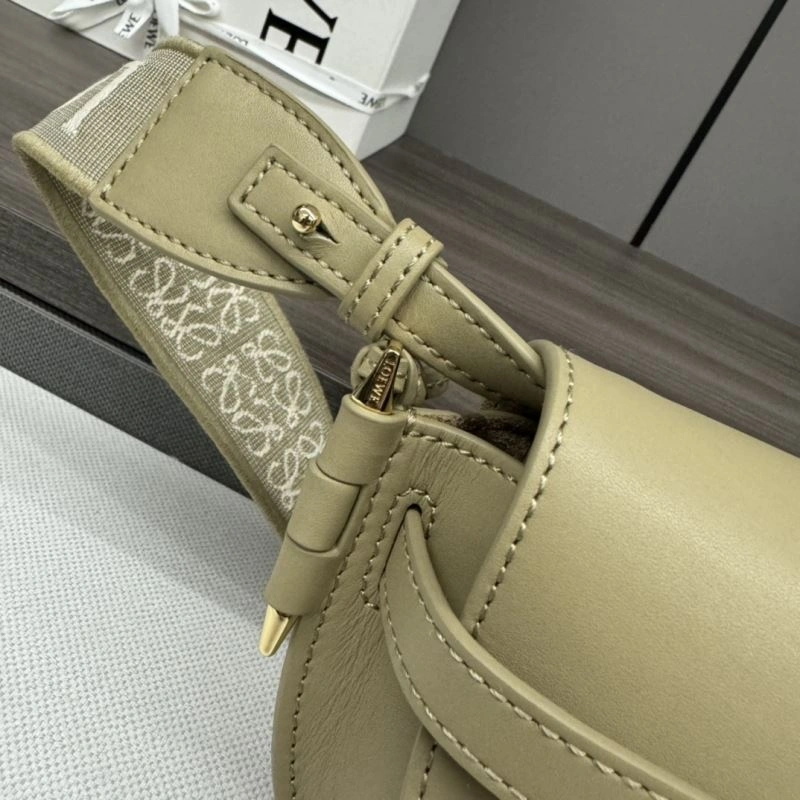 Loewe Gate Bags EasyCare 61598