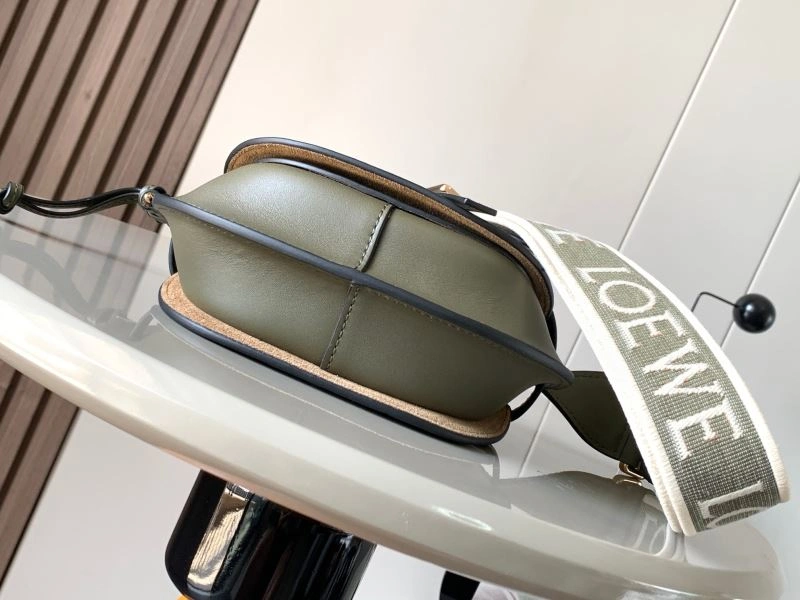 UrbanChic Loewe Gate Bags 73230