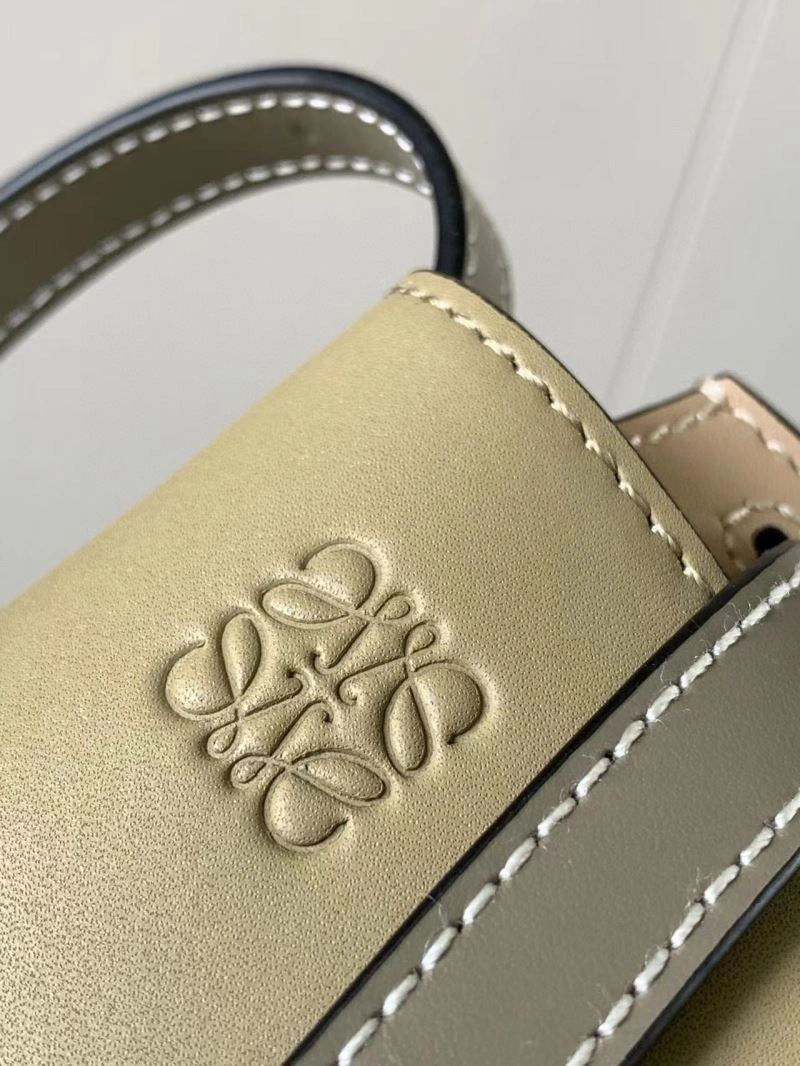 Loewe Gate Bags Lightweight 73174