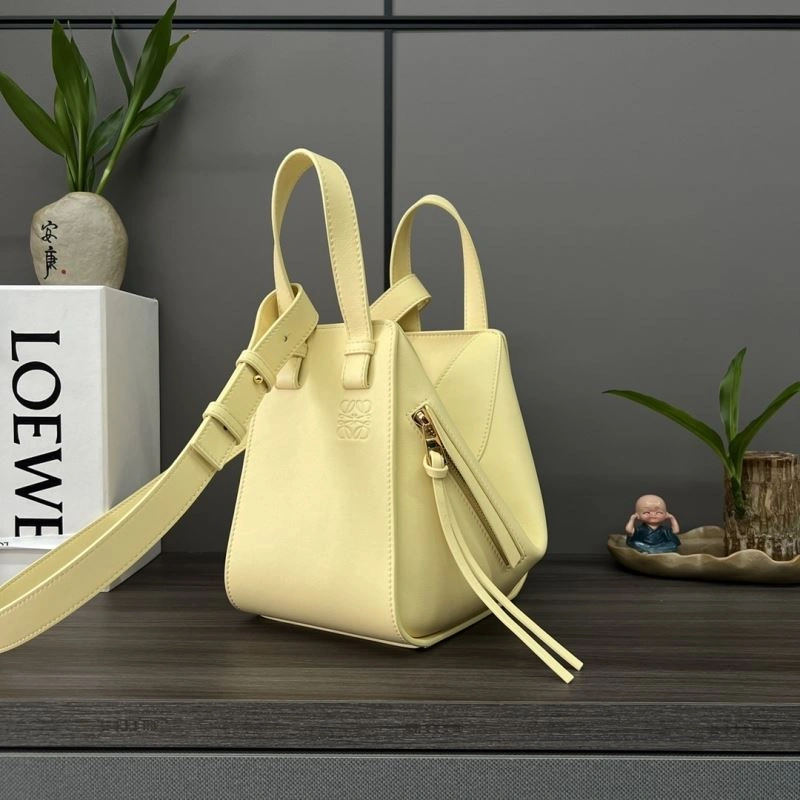 Loewe Hammock Bags EyeCatching 77396