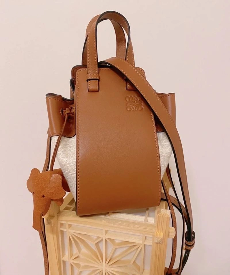 ModernLook Loewe Hammock Bags 73395