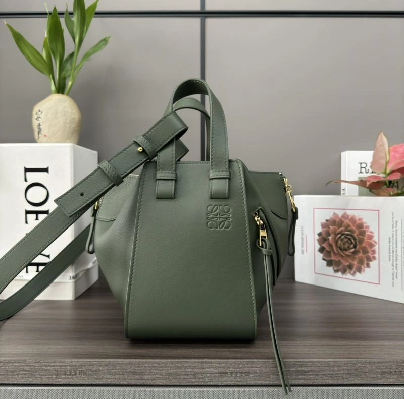 UrbanChic Loewe Hammock Bags 73339