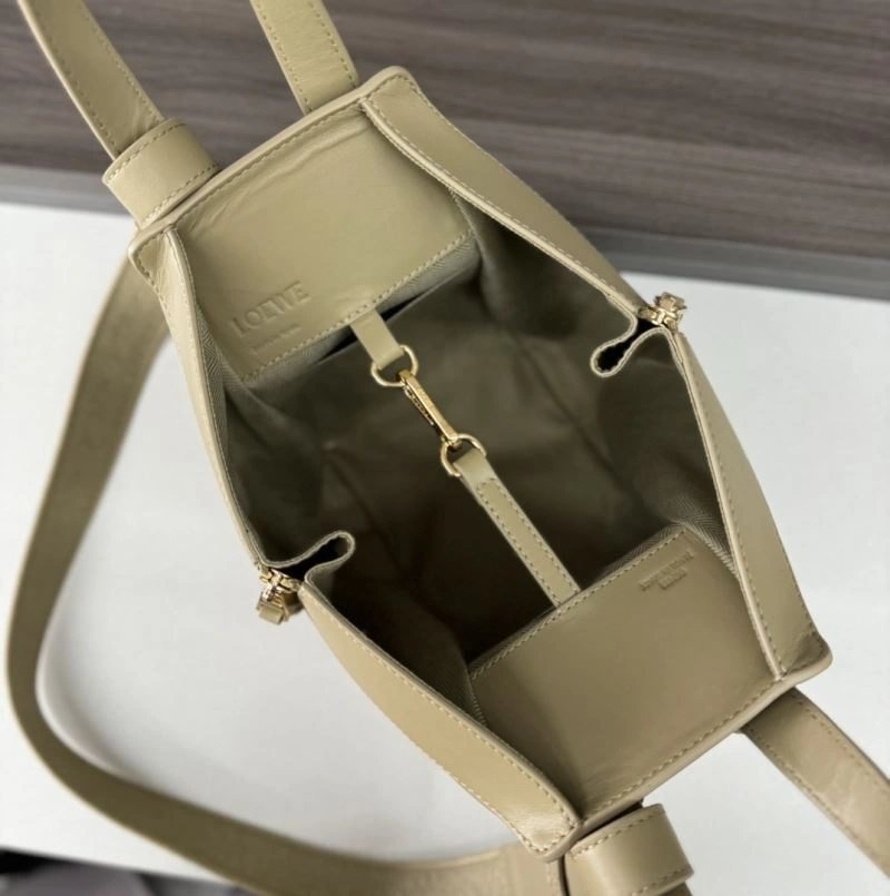 Cozy Loewe Hammock Bags 73343