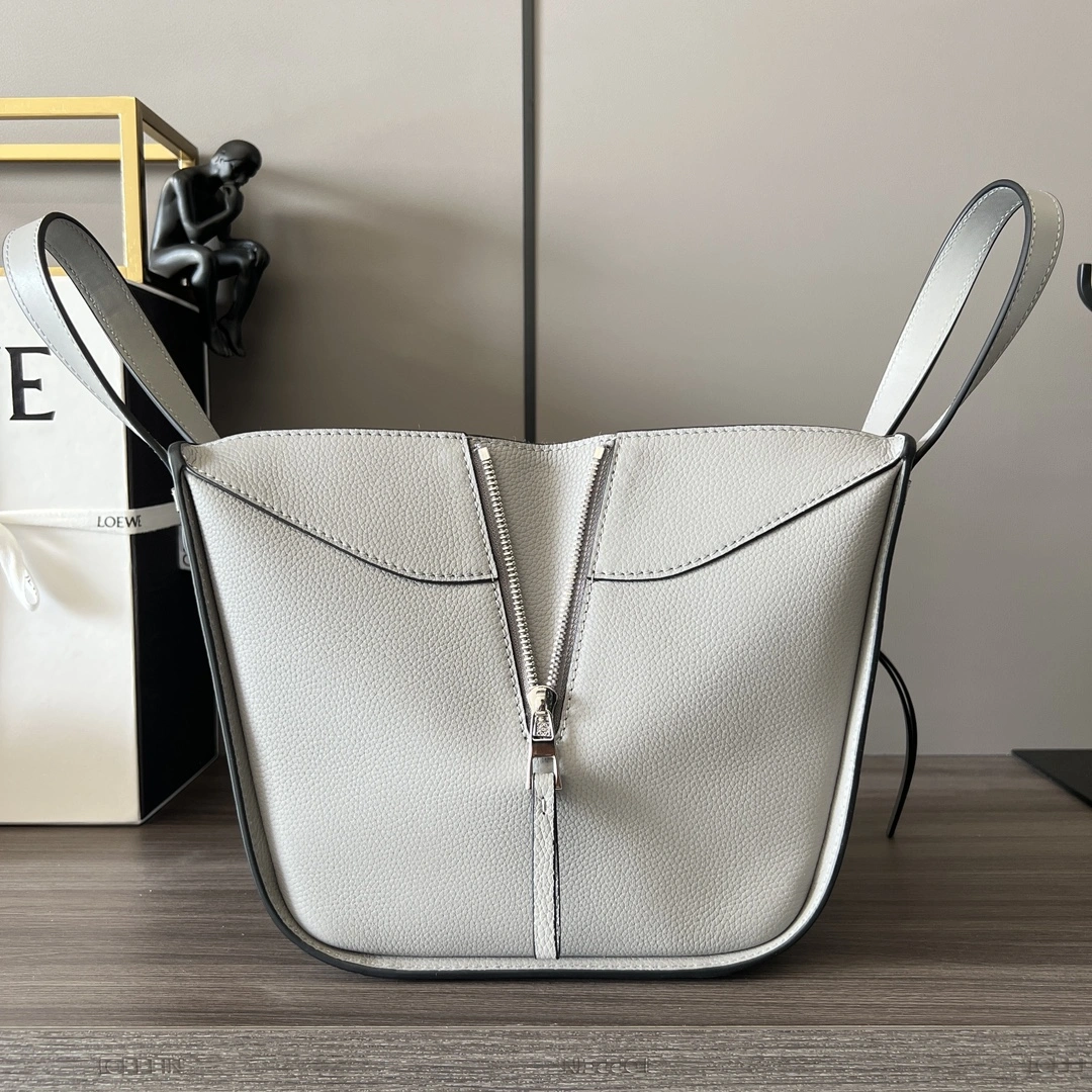 Loewe Hammock Bags Bright 72135