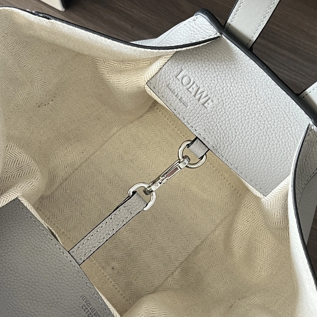 Loewe Hammock Bags Bright 72135