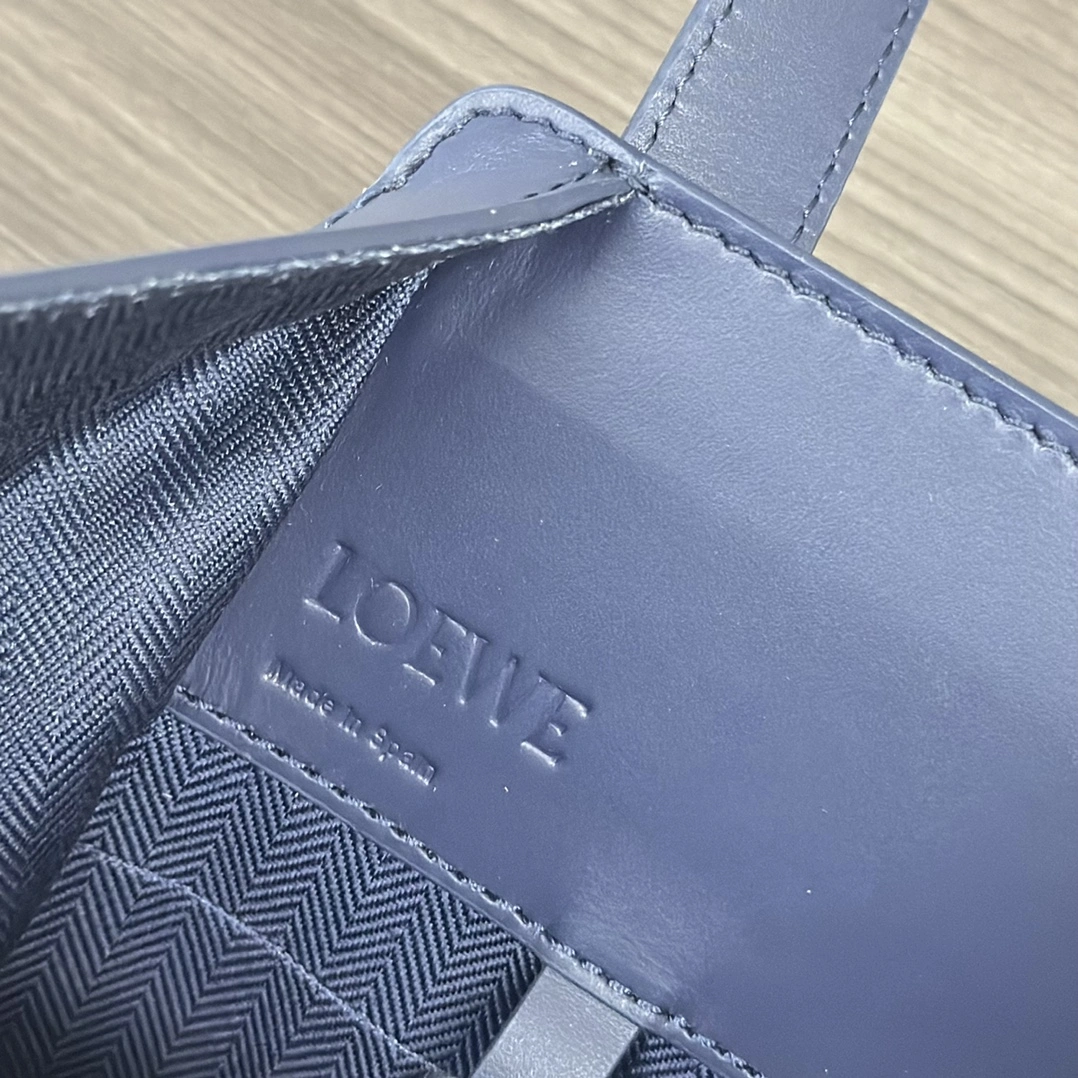 Loewe Hammock Bags ZipUp 72144