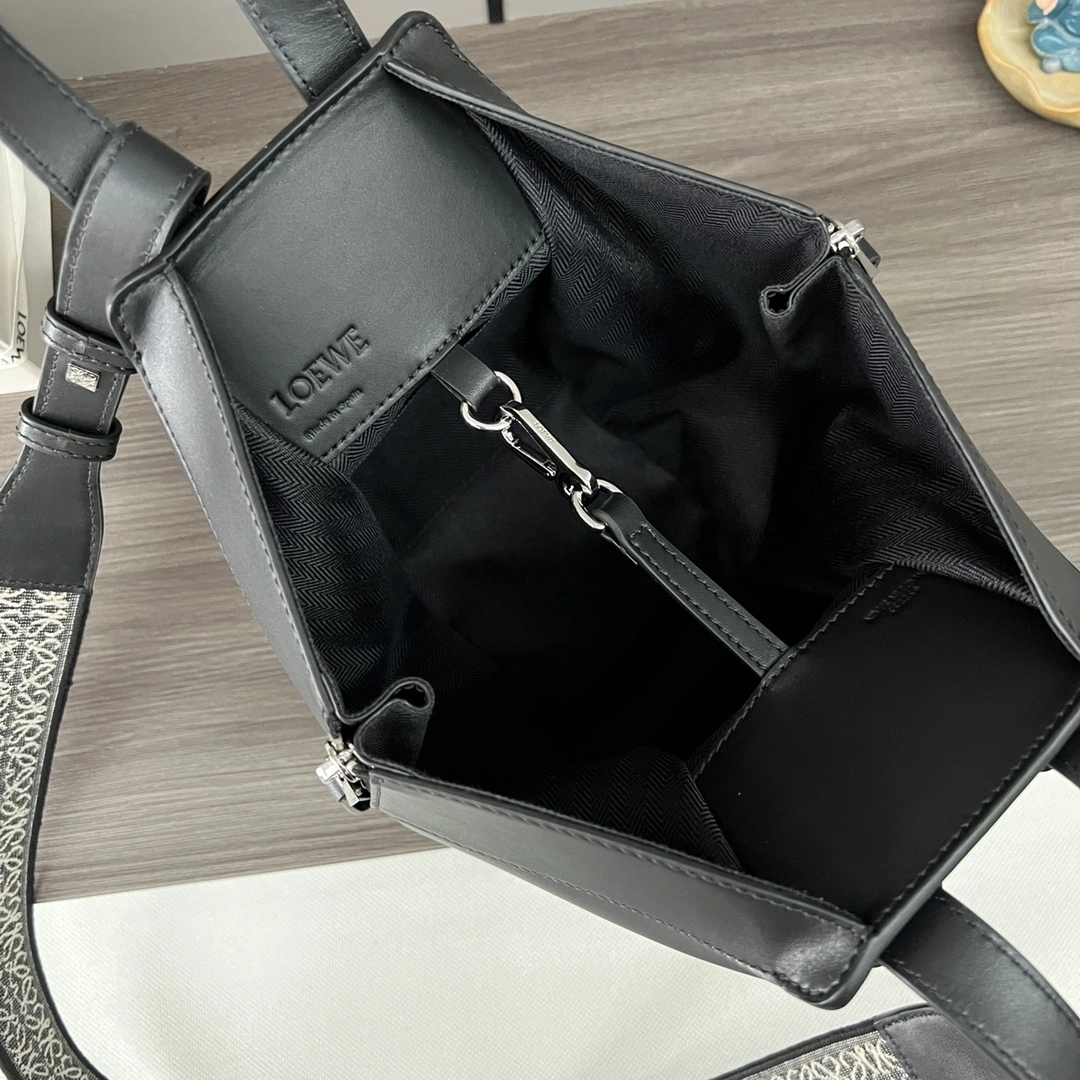 Loewe Hammock Bags Bold 67212
