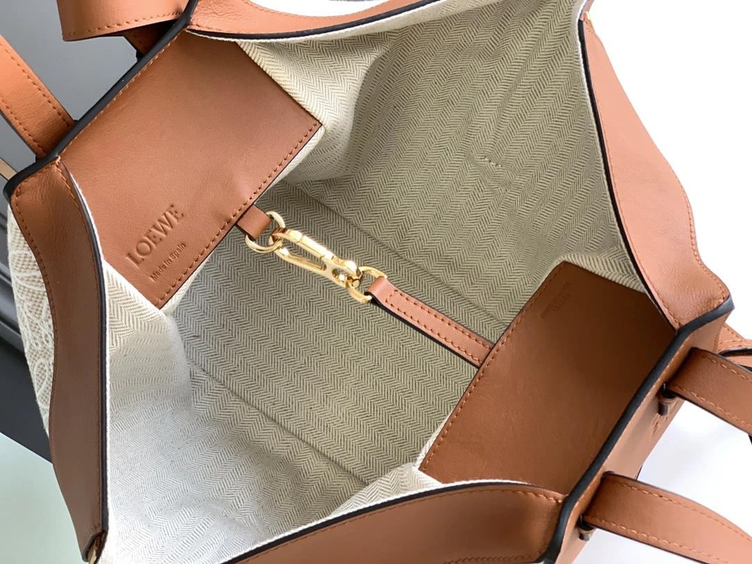 Loewe Hammock Bags Refined 67202