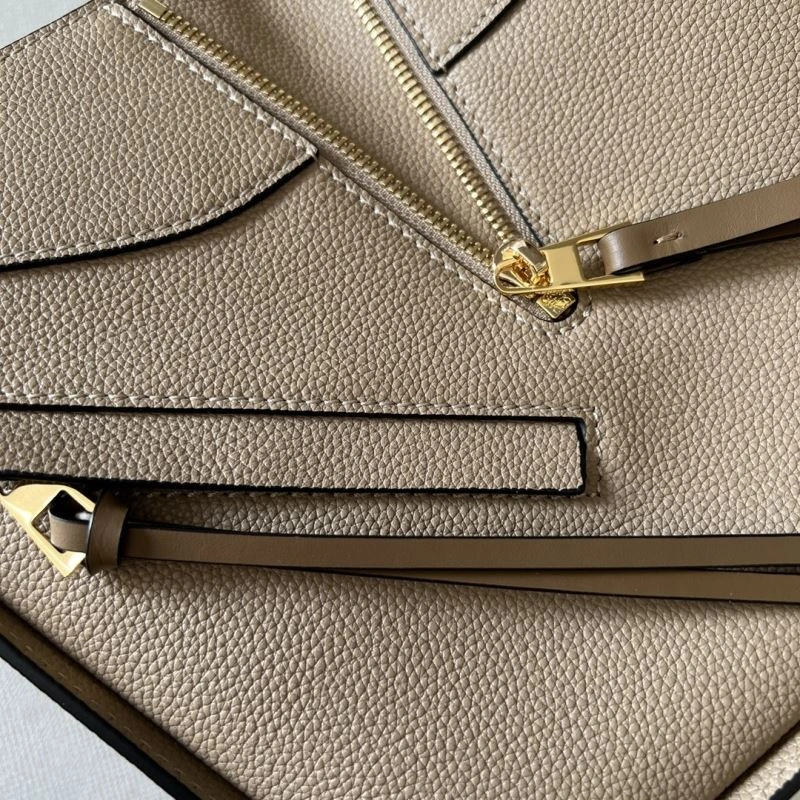 FashionForward Loewe Hammock Bags 61581