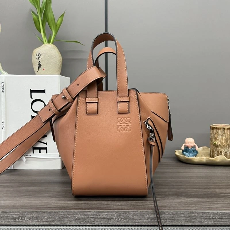 Tailored Loewe Hammock Bags 61580