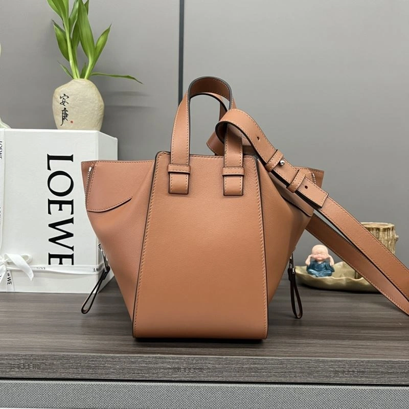 Tailored Loewe Hammock Bags 61580