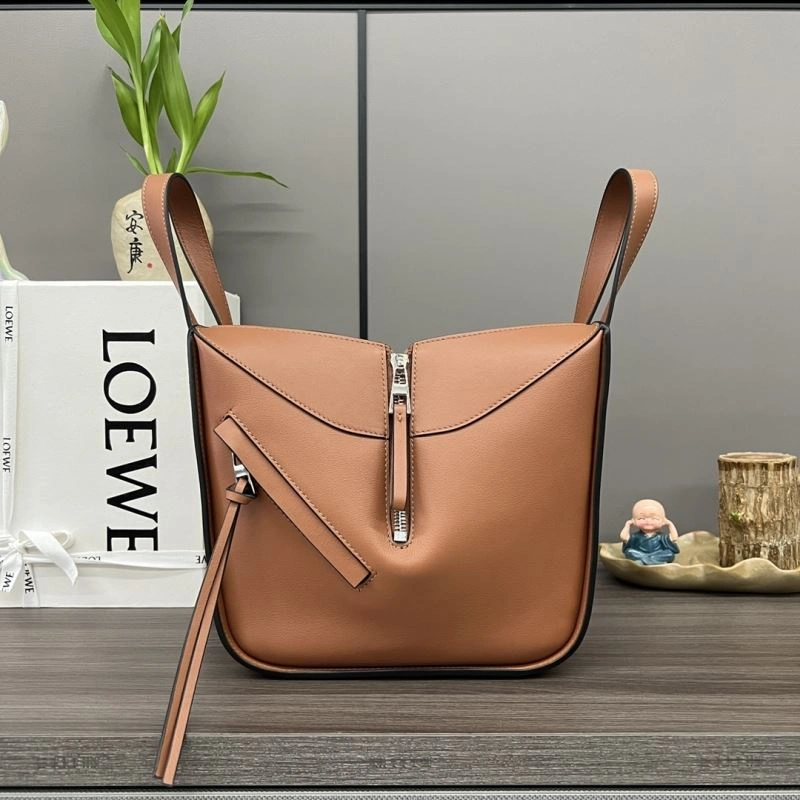 Tailored Loewe Hammock Bags 61580