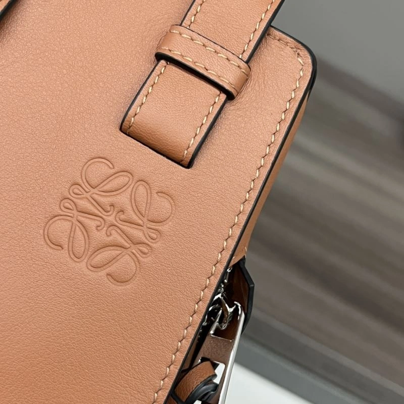 Tailored Loewe Hammock Bags 61580