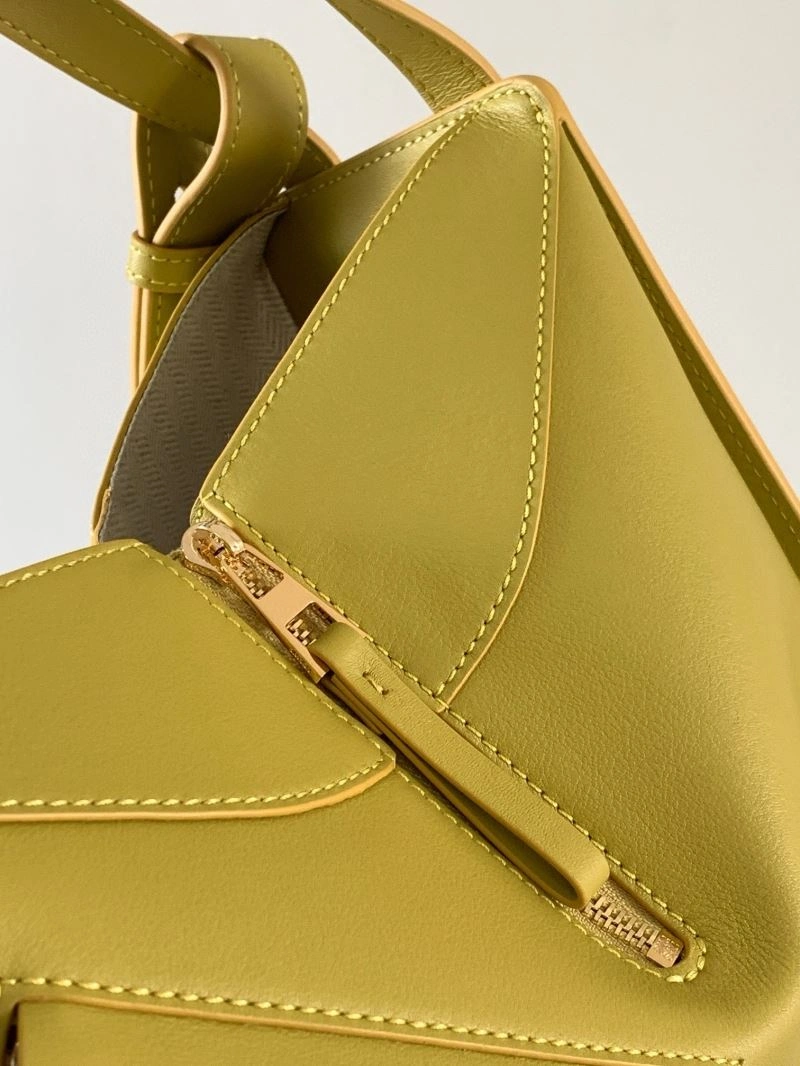 NewStyle Loewe Hammock Bags 73150