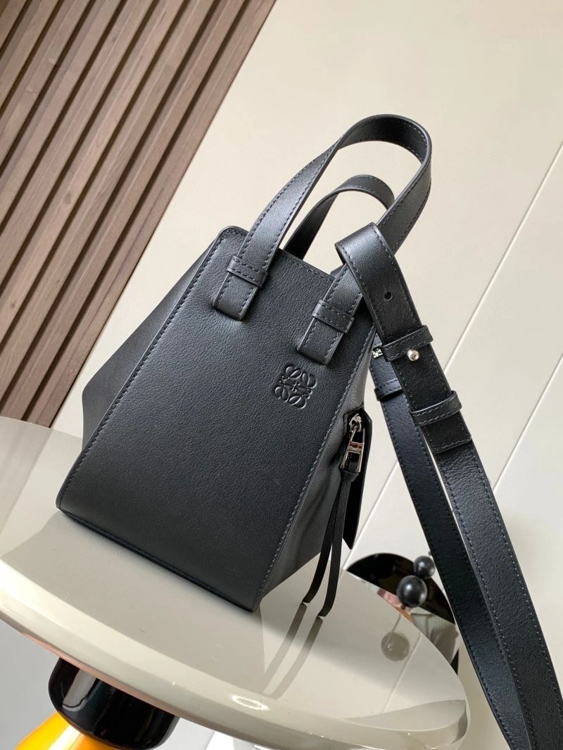 Snug Loewe Hammock Bags 73163
