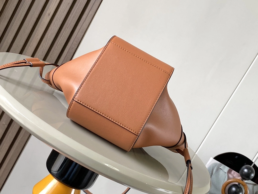 Loewe Hammock Bags Breathable 71994
