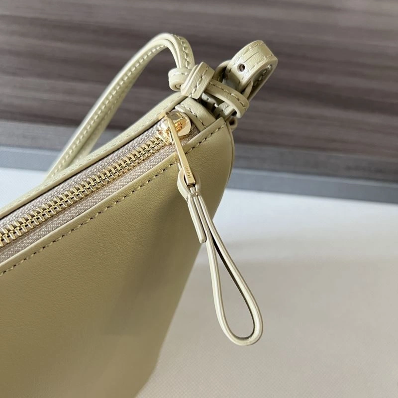 Vibrant Loewe Hobo Bags 58484