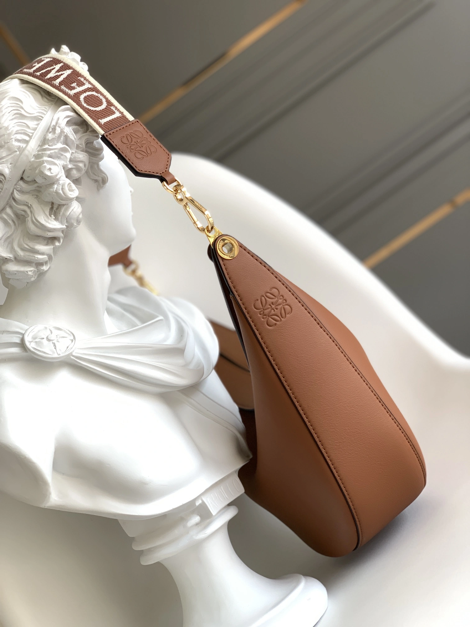 Loewe Hobo Bags RelaxedFit 72171