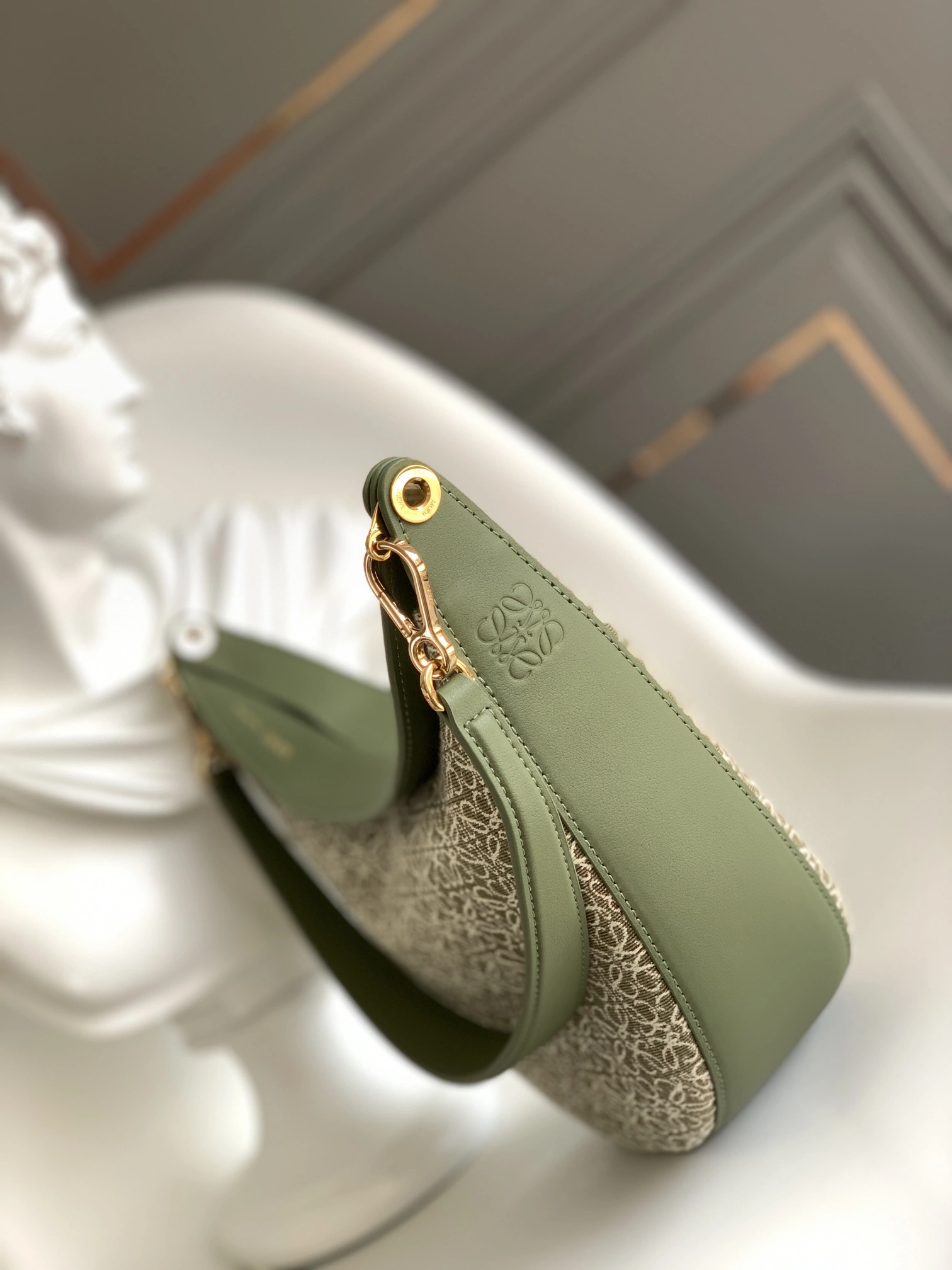 Loewe Hobo Bags SunProtective 72141