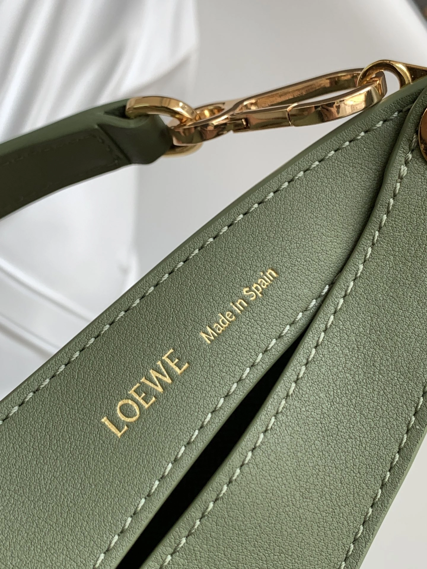 Loewe Hobo Bags SunProtective 72141