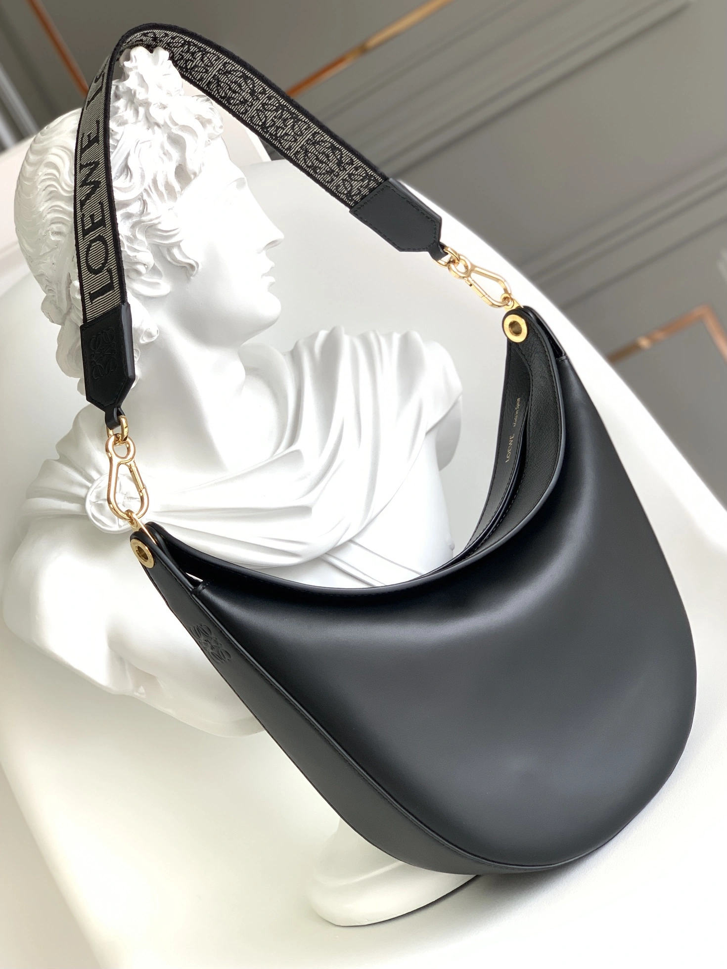 Loewe Hobo Bags SmoothTexture 72134