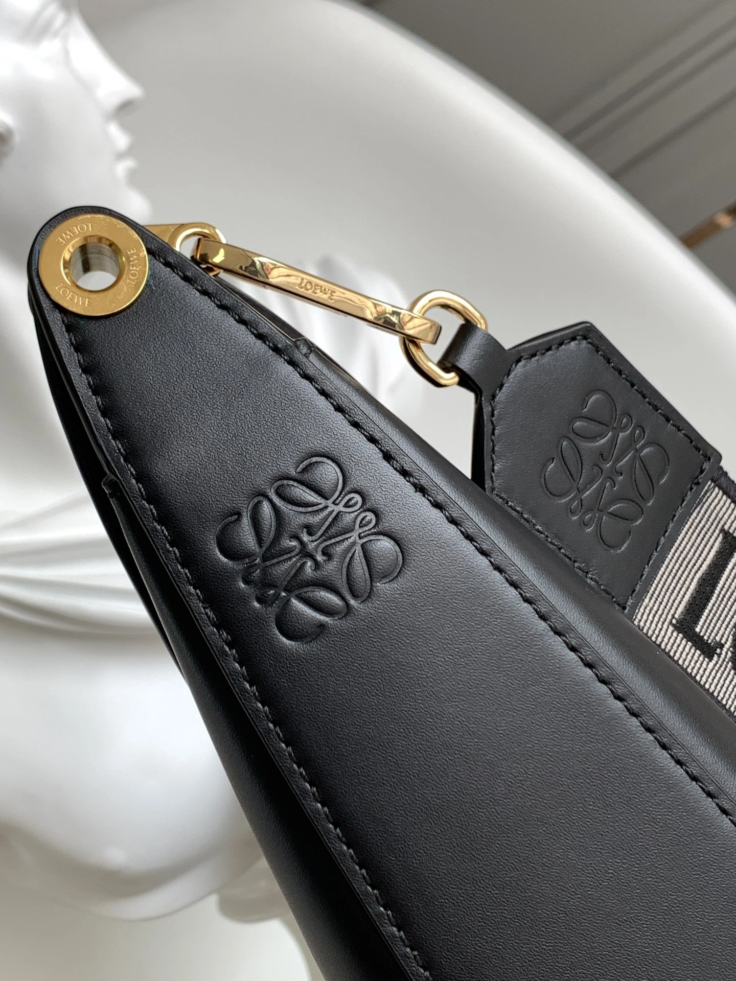 Loewe Hobo Bags SmoothTexture 72134