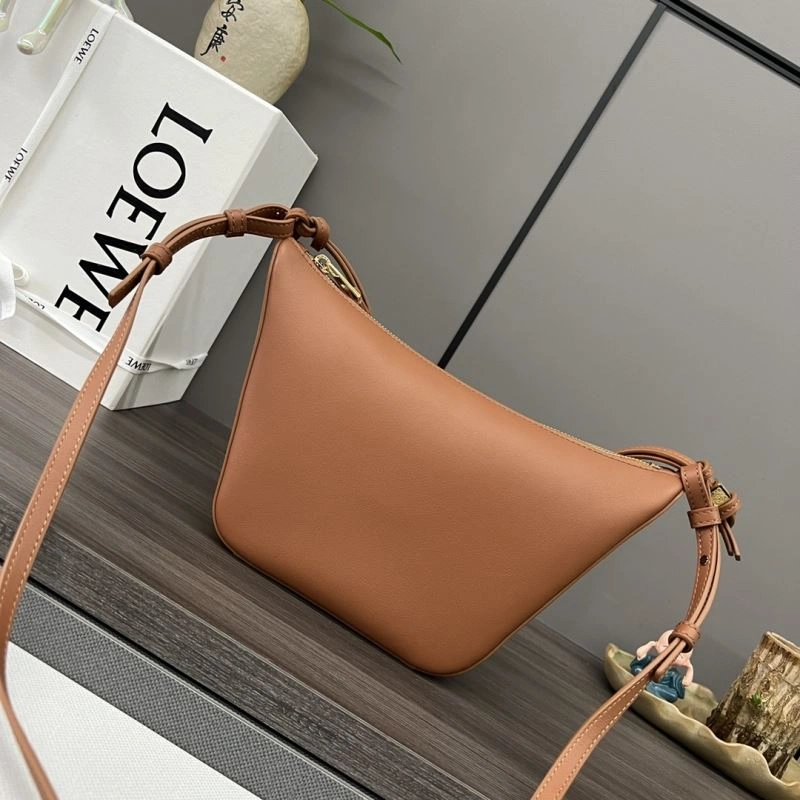 Modern Loewe Hobo Bags 61577