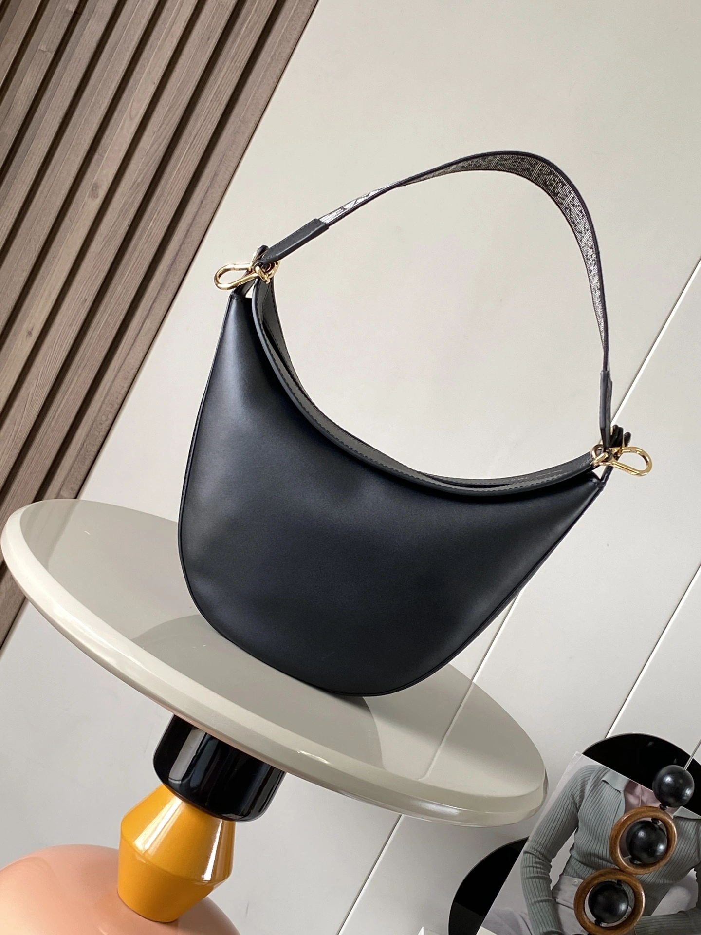 Affordable Loewe Hobo Bags 71955