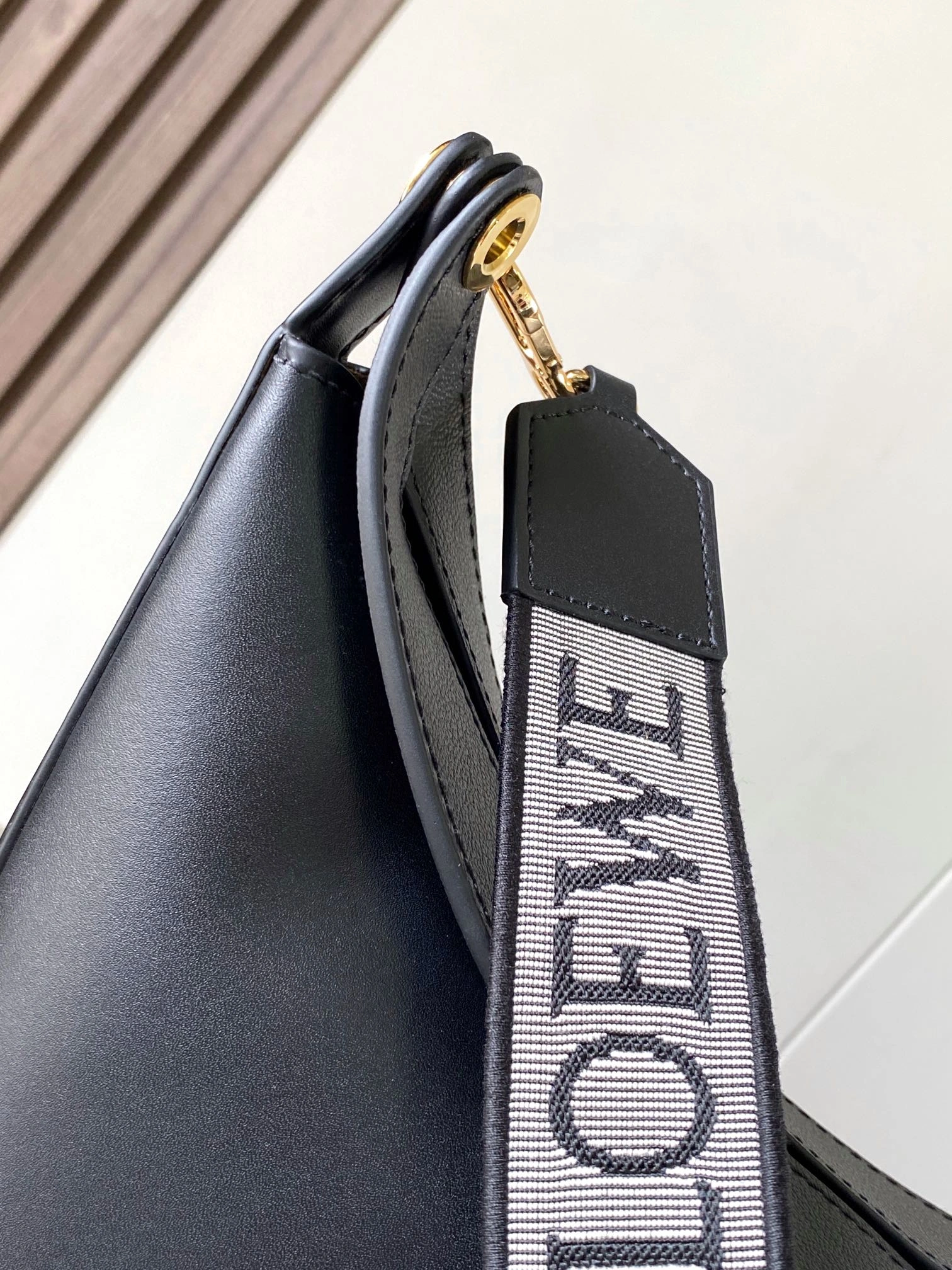 Affordable Loewe Hobo Bags 71955