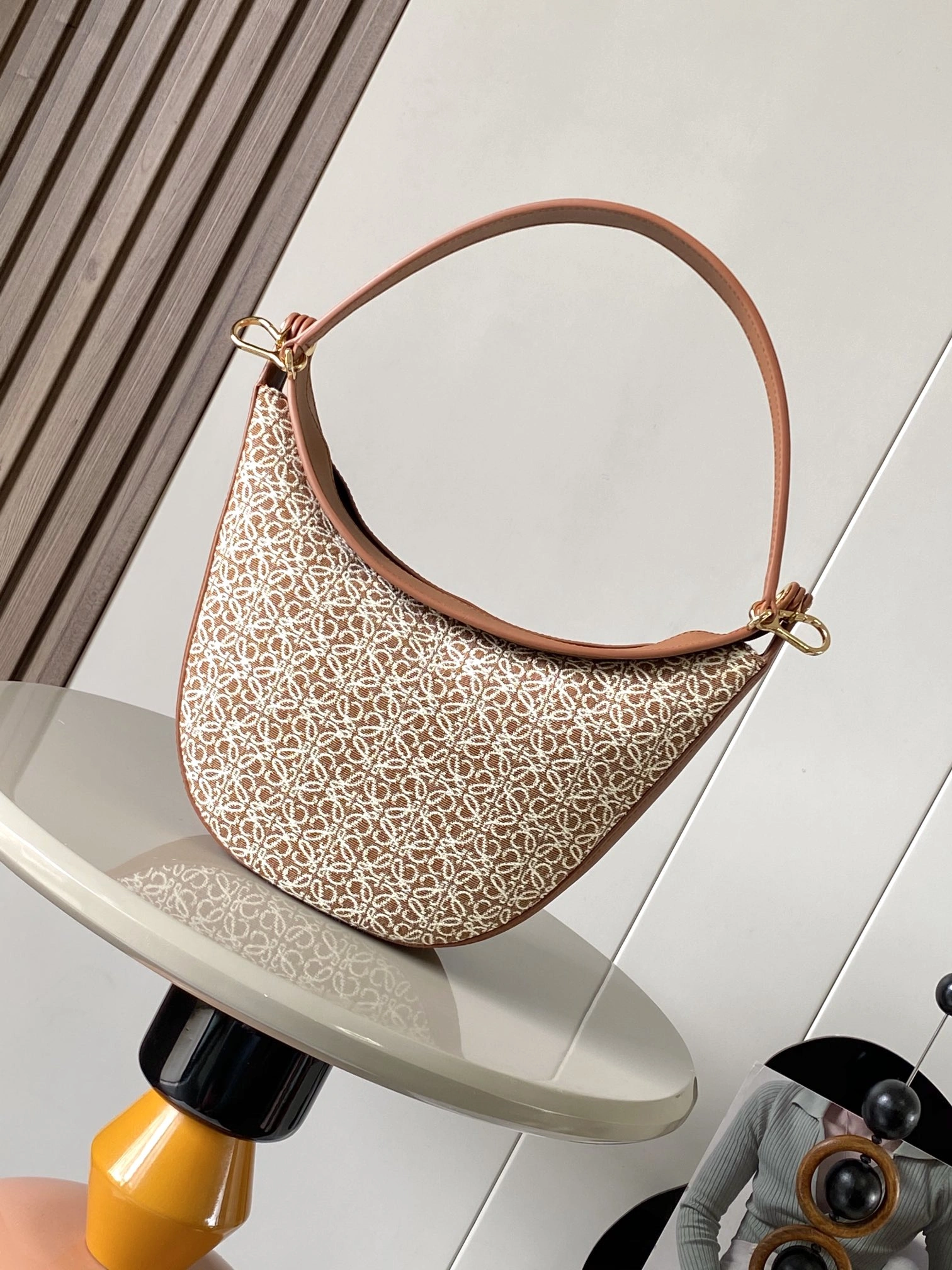 Loewe Hobo Bags Contemporary 72047