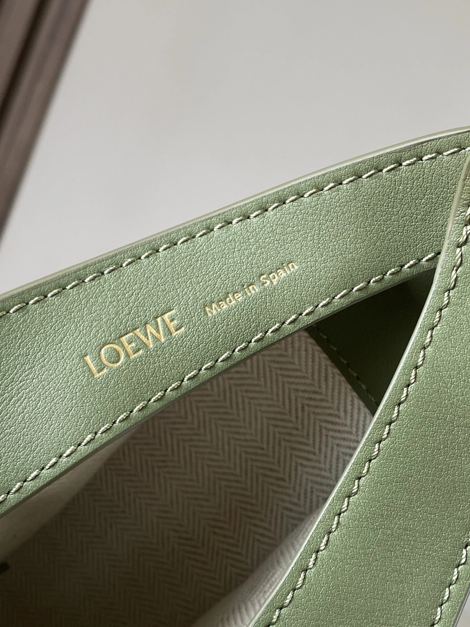 SunProtective Loewe Hobo Bags 71957